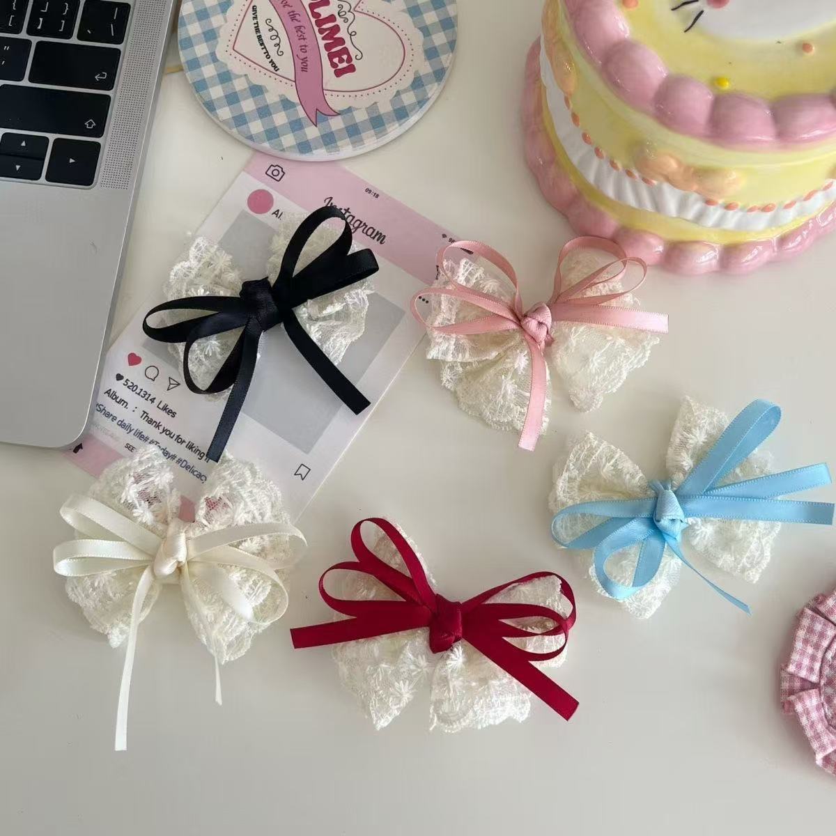 Horquillas con lazo de encaje  - Travel Accessories Aesthetic reseña y precio